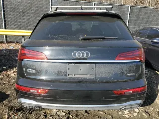 2022 Audi Q5 S line Premium with VIN WA1GAAFY4N2049173, listed as a Copart auction lot 83505184 with 0 mi miles and Salvage Title. Bid and sale history available at carsss.com. Image 6.
