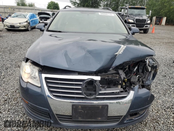 2008 Volkswagen Passat Komfort z VIN WVWLK73C28E049334, wystawiony jako Copart lot #58860715 z przebiegiem 161 405 mil mil oraz Szkoda całkowita • Salvage title. Historia ofert i sprzedaży dostępna na DreamBid. Obrazek 5.