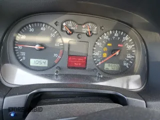 2001 Volkswagen GTI z VIN 9BWPG61J914061447, wystawiony jako Copart lot #75883134 z przebiegiem 166 802 mil mil oraz Czysty tytuł • Clean title. Historia ofert i sprzedaży dostępna na DreamBid. Obrazek 9.
