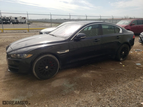 2018 Jaguar XE 25t with VIN SAJAR4FX1JCP39207, listed as a Copart auction lot 40891743 with 74,465 mi miles. Bid and sale history available at carsss.com. Image 1.
