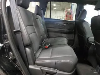2021 Honda Passport EX-L with VIN 5FNYF8H58MB037157, listed as a Copart auction lot 58828074 with 25,890 mi miles and Salvage Title. Bid and sale history available at carsss.com. Image 11.