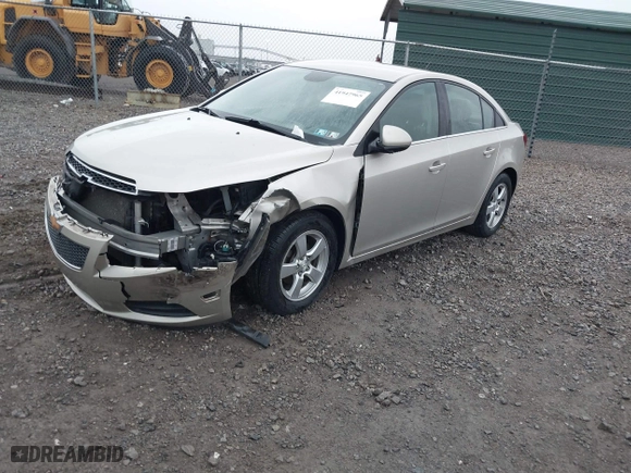 2014 Chevrolet Cruze 1LT with VIN 1G1PC5SB4E7471450, listed as a IAAI auction lot 41947965 with 99,352 mi miles. Bid and sale history available at carsss.com. Image 17.
