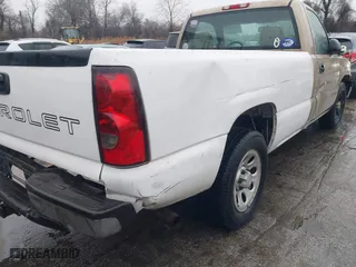 2006 Chevrolet Silverado 1500 Work Truck with VIN 1GCEC14VX6E115841, listed as a IAAI auction lot 41504420 with 316,978 mi miles. Bid and sale history available at carsss.com. Image 20.
