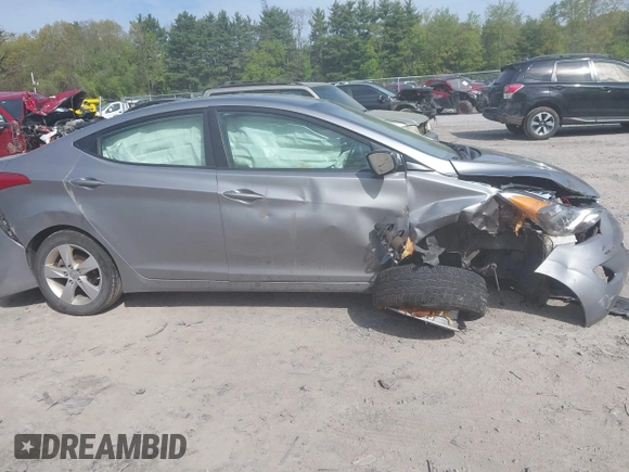 2011 Hyundai Elantra Limited z VIN KMHDH4AE4BU138546, wystawiony jako IAAI lot #42253219 z przebiegiem 108 930 mil mil oraz . Historia ofert i sprzedaży dostępna na DreamBid. Obrazek 13.