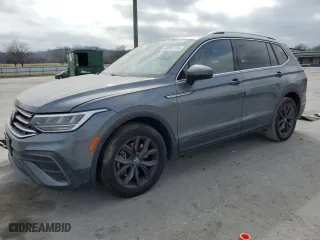 2022 Volkswagen Tiguan SE with VIN 3VV3B7AX1NM145288, listed as a Copart auction lot 49283115 with 108,883 mi miles and Salvage Title. Bid and sale history available at carsss.com. Image 1.