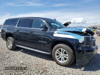 2018 Chevrolet Suburban LT with VIN 1GNSKHKC7JR247867, listed as a Copart auction lot 54446125 with 39,218 mi miles and Salvage Title. Bid and sale history available at carsss.com. Image 4.