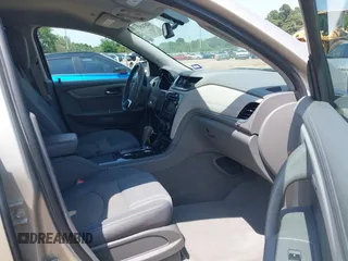 2015 Chevrolet Traverse LT z VIN 1GNKRHKD7FJ109076, wystawiony jako IAAI lot #42032817 z przebiegiem 62 830 mil mil oraz . Historia ofert i sprzedaży dostępna na DreamBid. Obrazek 5.
