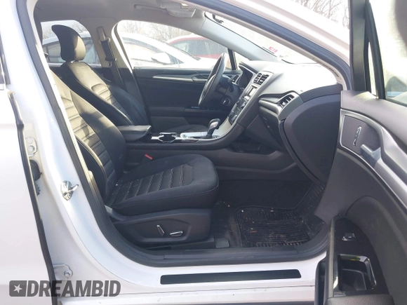 2015 Ford Fusion SE with VIN 3FA6P0HD2FR234331, listed as a IAAI auction lot 41049864 with 166,751 mi miles. Bid and sale history available at carsss.com. Image 5.