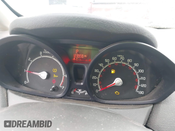 2013 Ford Fiesta S z VIN 3FADP4AJ9DM175576, wystawiony jako IAAI lot #42449969 z przebiegiem 123 959 mil mil oraz . Historia ofert i sprzedaży dostępna na DreamBid. Obrazek 7.
