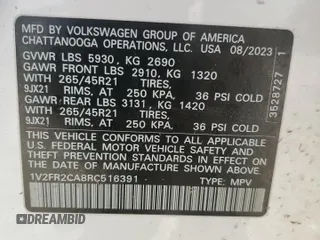 2024 Volkswagen Atlas SEL Premium R-Line z VIN 1V2FR2CA8RC516391, wystawiony jako Copart lot #51739075 z przebiegiem 21 723 mil mil oraz Szkoda całkowita • Salvage title. Historia ofert i sprzedaży dostępna na DreamBid. Obrazek 14.