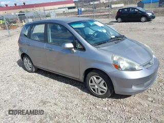 2008 Honda Fit z VIN JHMGD37468S071974, wystawiony jako IAAI lot #41951162 z przebiegiem 165 982 mil mil oraz . Historia ofert i sprzedaży dostępna na DreamBid. Obrazek 1.
