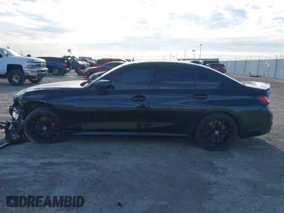2022 BMW 3 Series M340i xDrive with VIN WBA5U9C08NFM68599, listed as a IAAI auction lot 41260340 with Not Provided miles and . Bid and sale history available at DreamBid. Image 14.
