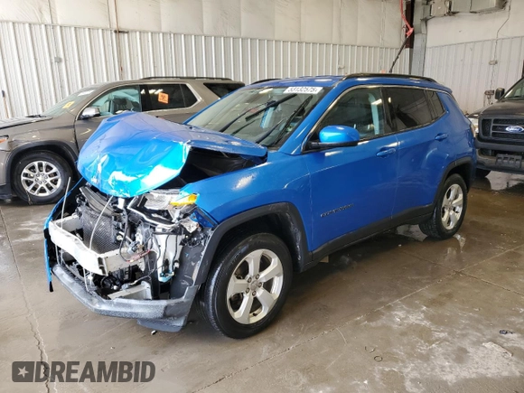 2018 Jeep Compass Latitude with VIN 3C4NJDBB4JT314313, listed as a Copart auction lot 53132575 with 185,999 mi miles and Non Repairable. Bid and sale history available at DreamBid. Image 1.