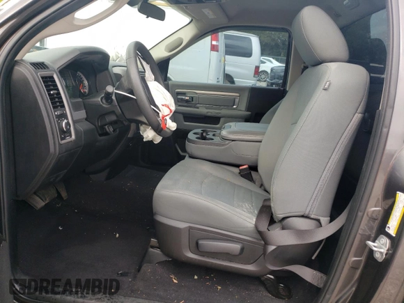 2018 Ram 1500 Express с VIN 3C6JR6AG0JG195515, выставлен на аукционе Copart как лот 56782275 с пробегом 64 439 миль миль и Списание • Salvage title. История ставок и продаж доступна на DreamBid. Изображение 7.