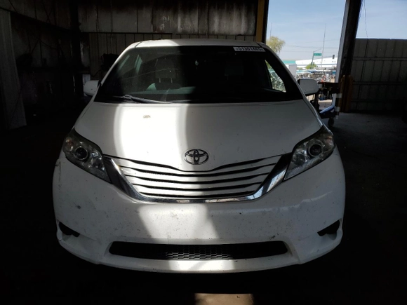 2017 Toyota Sienna LE Auto Access Seat with VIN 5TDKZ3DC4HS810857, listed as a Copart auction lot 51301465 with 150,138 mi miles and Salvage Title. Bid and sale history available at carsss.com. Image 5.
