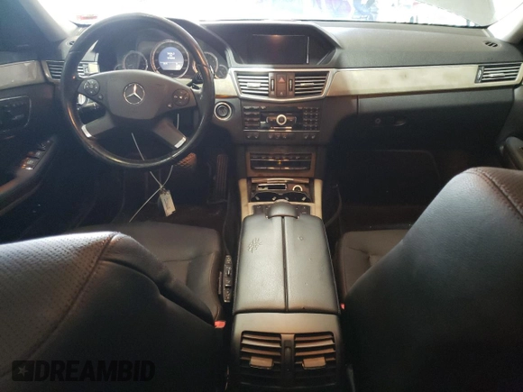 2010 Mercedes-Benz E-Class E 550 Luxury with VIN WDDHF9AB5AA230320, listed as a Copart auction lot 62933264 with 173,002 mi miles and Salvage Title. Bid and sale history available at carsss.com. Image 8.