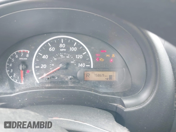 2016 Nissan Versa S z VIN 3N1CN7AP3GL907876, wystawiony jako IAAI lot #42134165 z przebiegiem 75 869 mil mil oraz . Historia ofert i sprzedaży dostępna na DreamBid. Obrazek 7.