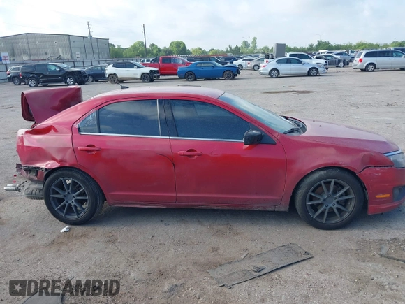 2010 Ford Fusion SE z VIN 3FAHP0HA5AR372985, wystawiony jako IAAI lot #42259289 z przebiegiem 175 809 mil mil oraz . Historia ofert i sprzedaży dostępna na DreamBid. Obrazek 13.