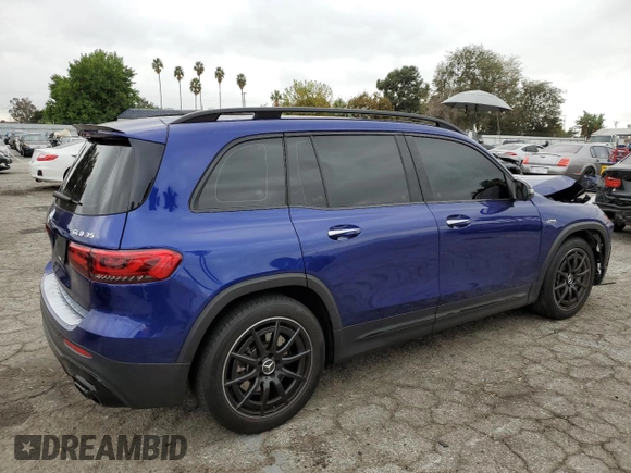 2021 Mercedes-Benz GLB with VIN W1N4M5BBXMW137993, listed as a Copart auction lot 69818482 with 47,428 mi miles. Bid and sale history available at carsss.com. Image 3.