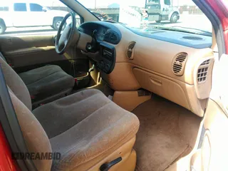 2000 Dodge Caravan SE z VIN 1B4GP44G9YB779386, wystawiony jako IAAI lot #41959352 z przebiegiem 139 648 mil mil oraz . Historia ofert i sprzedaży dostępna na DreamBid. Obrazek 5.