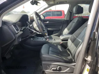2020 Audi Q5 Premium Plus with VIN WA1E2AFYXL2052712, listed as a Copart auction lot 49732035 with 69,041 mi miles and Salvage title. Bid and sale history available at DreamBid. Image 7.