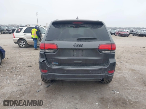 2021 Jeep Grand Cherokee 80th Anniversary z VIN 1C4RJFBGXMC621817, wystawiony jako IAAI lot #41519733 z przebiegiem 60 552 mil mil oraz . Historia ofert i sprzedaży dostępna na DreamBid. Obrazek 16.