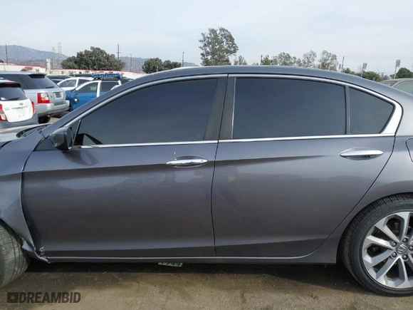 2014 Honda Accord Sedan Sport with VIN 1HGCR2F55EA274069, listed as a IAAI auction lot 41073955 with 146,525 mi miles. Bid and sale history available at carsss.com. Image 14.