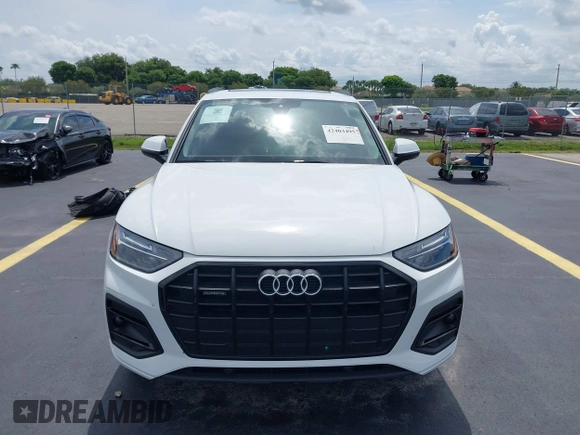 2025 Audi Q5 Premium с VIN WA1ABAFY3S2050913, выставлен на аукционе IAAI как лот 42403495 с пробегом 1 673 миль миль и . История ставок и продаж доступна на DreamBid. Изображение 13.