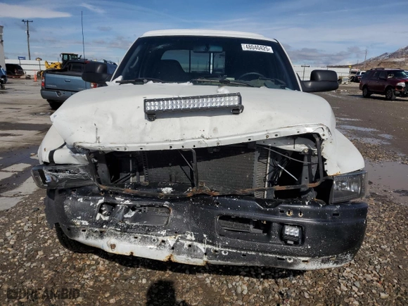 1998 Dodge Ram 1500 with VIN 1B7HC13Z3WJ103121, listed as a Copart auction lot 48040425 with 189,809 mi miles and Salvage Title. Bid and sale history available at carsss.com. Image 5.