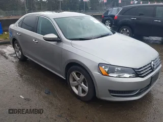 2012 Volkswagen Passat SE z VIN 1VWBN7A32CC102556, wystawiony jako IAAI lot #41605125 z przebiegiem 114 897 mil mil oraz . Historia ofert i sprzedaży dostępna na DreamBid. Obrazek 1.