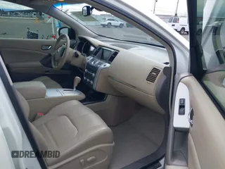 2014 Nissan Murano SL with VIN JN8AZ1MU5EW406054, listed as a IAAI auction lot 41894493 with 72,017 mi miles and . Bid and sale history available at carsss.com. Image 5.