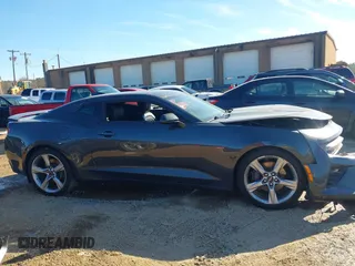 2016 Chevrolet Camaro 2SS with VIN 1G1FG1R71G0122171, listed as a IAAI auction lot 41304137 with Not provided miles and . Bid and sale history available at DreamBid. Image 12.