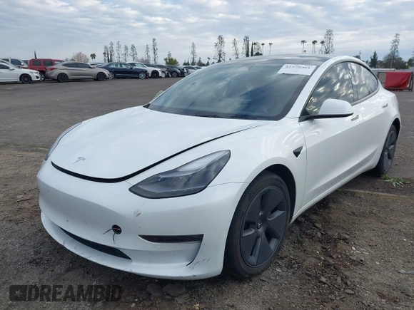 2022 Tesla Model 3 Long Range with VIN 5YJ3E1EB5NF364678, listed as a IAAI auction lot 41570361 with 17,792 mi miles. Bid and sale history available at carsss.com. Image 16.