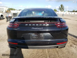 2020 Porsche Panamera with VIN WP0AA2A74LL104132, listed as a Copart auction lot 44551434 with 30,100 mi miles. Bid and sale history available at carsss.com. Image 6.