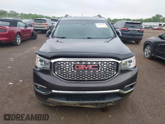 2017 GMC Acadia Denali z VIN 1GKKNXLS8HZ135349, wystawiony jako IAAI lot #42288358 z przebiegiem 130 093 mil mil oraz . Historia ofert i sprzedaży dostępna na DreamBid. Obrazek 12.