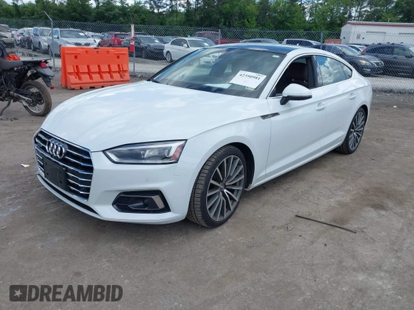 2018 Audi A5 Sportback Prestige z VIN WAUCNCF53JA018391, wystawiony jako IAAI lot #42350981 z przebiegiem 64 620 mil mil oraz . Historia ofert i sprzedaży dostępna na DreamBid. Obrazek 17.