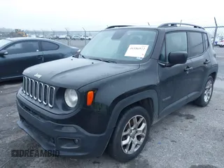 2018 Jeep Renegade Latitude with VIN ZACCJABB9JPJ34769, listed as a IAAI auction lot 41186972 with 204,900 mi miles. Bid and sale history available at carsss.com. Image 2.
