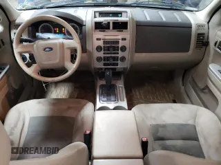 2008 Ford Escape XLT с VIN 1FMCU03108KB46450, выставлен на аукционе Copart как лот 52504505 с пробегом 270 039 миль миль и Списание • Salvage title. История ставок и продаж доступна на DreamBid. Изображение 8.