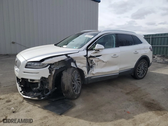 2019 Lincoln Nautilus Reserve with VIN 2LMPJ8L91KBL62781, listed as a Copart auction lot 45805395 with 0 mi miles and Salvage Title. Bid and sale history available at carsss.com. Image 1.