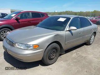 2001 Buick Century Custom with VIN 2G4WS52J611261772, listed as a IAAI auction lot 42143083 with Not Provided miles and . Bid and sale history available at carsss.com. Image 17.