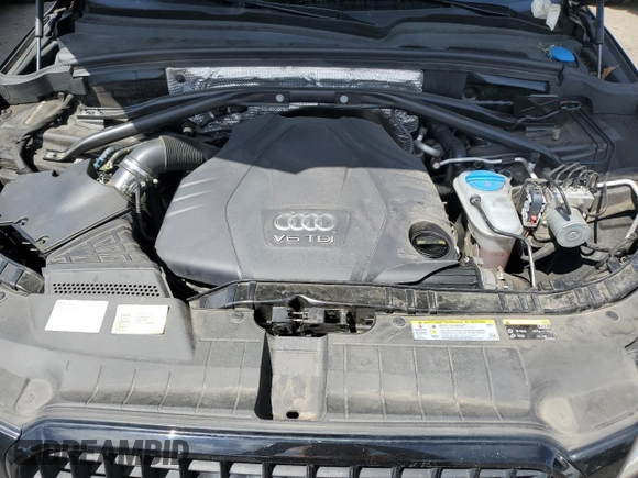 2014 Audi Q5 Premium Plus with VIN WA1DMAFP5EA114068, listed as a Copart auction lot 60199115 with 74,627 mi miles and Salvage title. Bid and sale history available at DreamBid. Image 12.