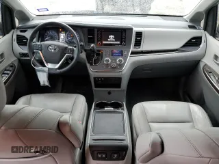 2019 Toyota Sienna XLE Auto Access Seat with VIN 5TDYZ3DCXKS967942, listed as a Copart auction lot 54076775 with 37,245 mi miles and Salvage Title. Bid and sale history available at carsss.com. Image 8.