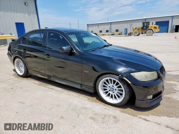 2010 BMW 3 Series 328i z VIN WBAPH5G53ANM71003, wystawiony jako Copart lot #60752595 z przebiegiem Nie podano mil oraz Szkoda całkowita • Salvage title. Historia ofert i sprzedaży dostępna na DreamBid. Obrazek 4.
