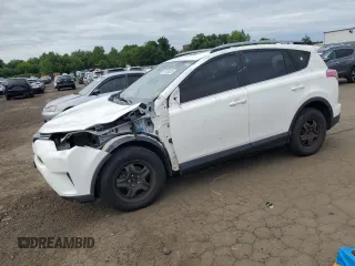 2017 Toyota RAV4 LE z VIN JTMBFREV2HJ143604, wystawiony jako Copart lot #62480925 z przebiegiem 101 240 mil mil oraz Szkoda całkowita • Salvage title. Historia ofert i sprzedaży dostępna na DreamBid. Obrazek 1.