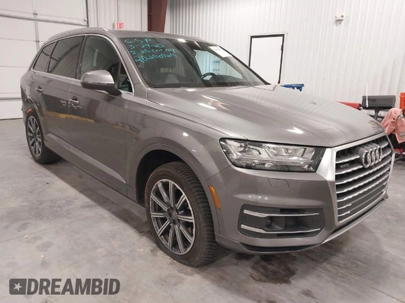 2017 Audi Q7 Premium Plus with VIN WA1LAAF73HD026692, listed as a IAAI auction lot 41938847 with 159,257 mi miles. Bid and sale history available at carsss.com. Image 1.