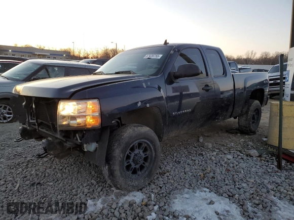 2010 Chevrolet Silverado 1500 LS with VIN 1GCSKREA1AZ251583, listed as a Copart auction lot 88439755 with 172,323 mi miles and Non Repairable. Bid and sale history available at DreamBid. Image 1.