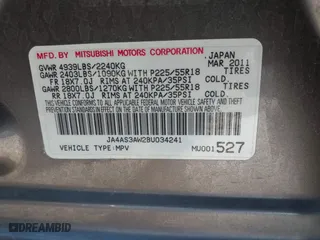 2011 Mitsubishi Outlander SE with VIN JA4AS3AW2BU034241, listed as a IAAI auction lot 41458396 with 100,024 mi miles. Bid and sale history available at carsss.com. Image 9.