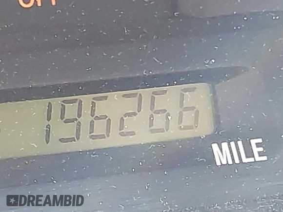 2001 Toyota Avalon XL z VIN 4T1BF28B71U120232, wystawiony jako IAAI lot #42116948 z przebiegiem 196 266 mil mil oraz . Historia ofert i sprzedaży dostępna na DreamBid. Obrazek 7.