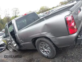 2006 Chevrolet Silverado 1500 Work Truck with VIN 1GCEC14XX6Z131418, listed as a IAAI auction lot 41917611 with 167,690 mi miles. Bid and sale history available at carsss.com. Image 14.