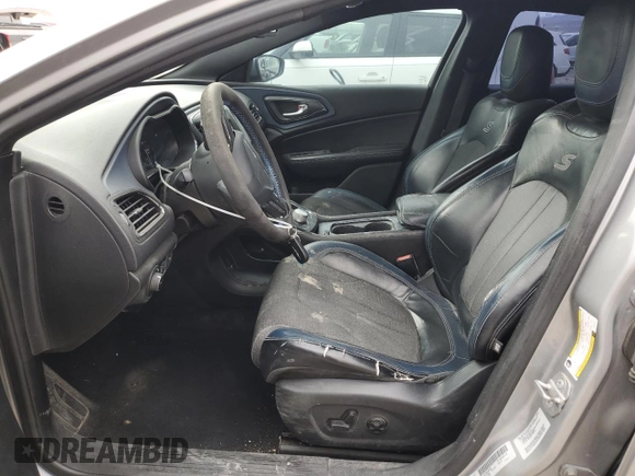 2015 Chrysler 200 S with VIN 1C3CCCBB8FN578755, listed as a Copart auction lot 53393475 with 214,092 mi miles and Salvage Title. Bid and sale history available at carsss.com. Image 7.